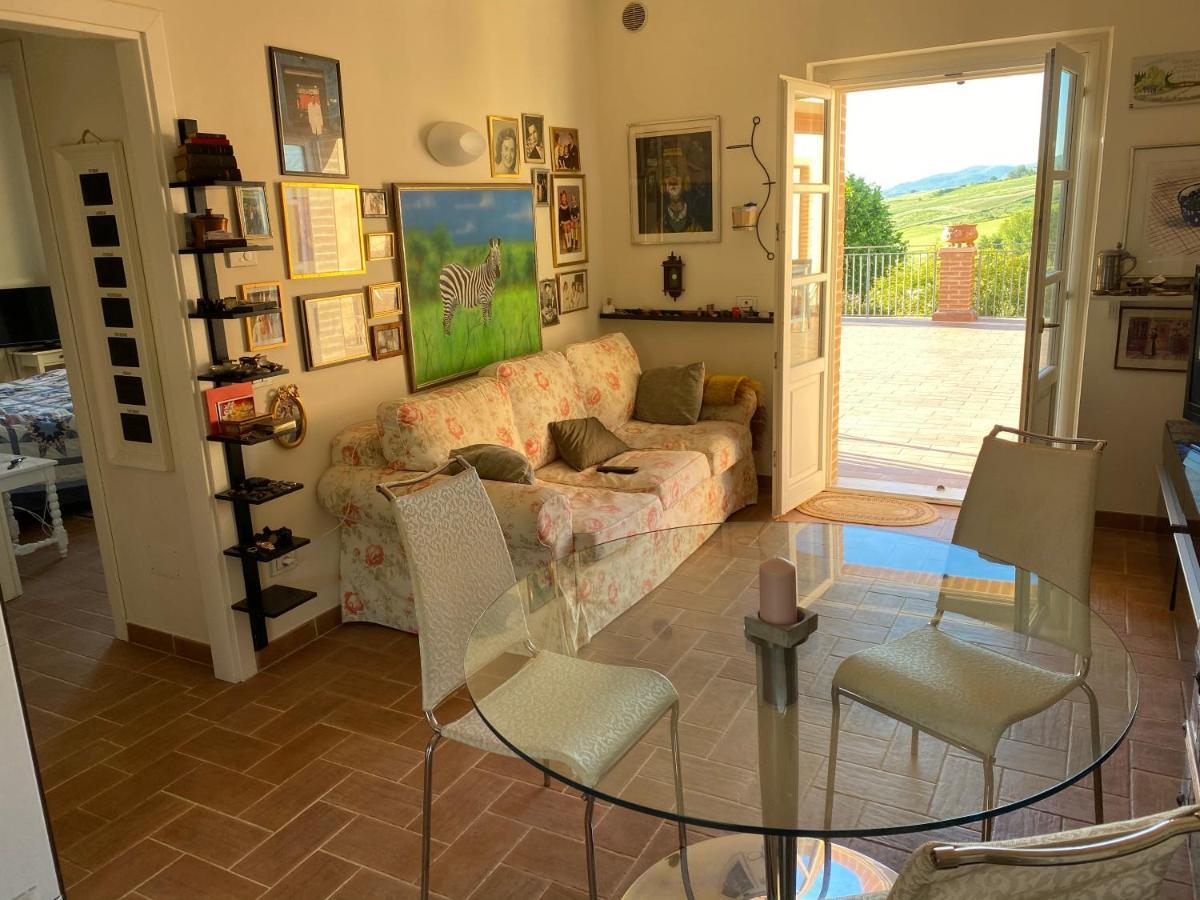 La Posta Di Bacco Apartamento Gualdo Cattaneo Exterior foto