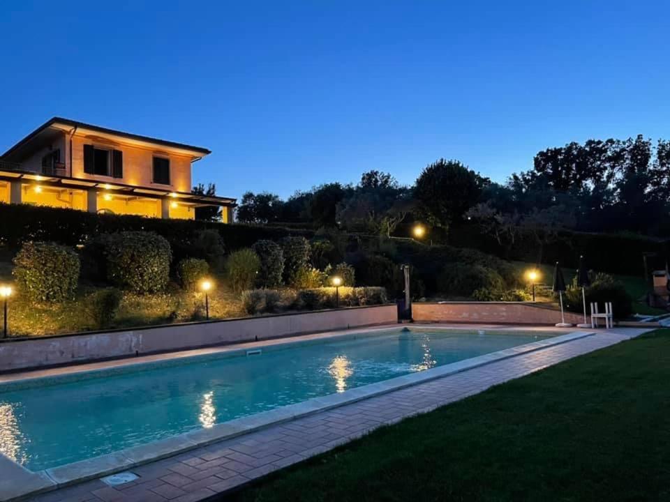 La Posta Di Bacco Apartamento Gualdo Cattaneo Exterior foto